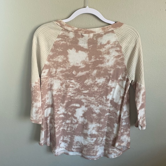 Size small, Color Pink and Cream, Soft fabric multiple textures - Picture 3 of 4